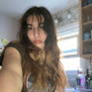 Meet your Posher, Mila